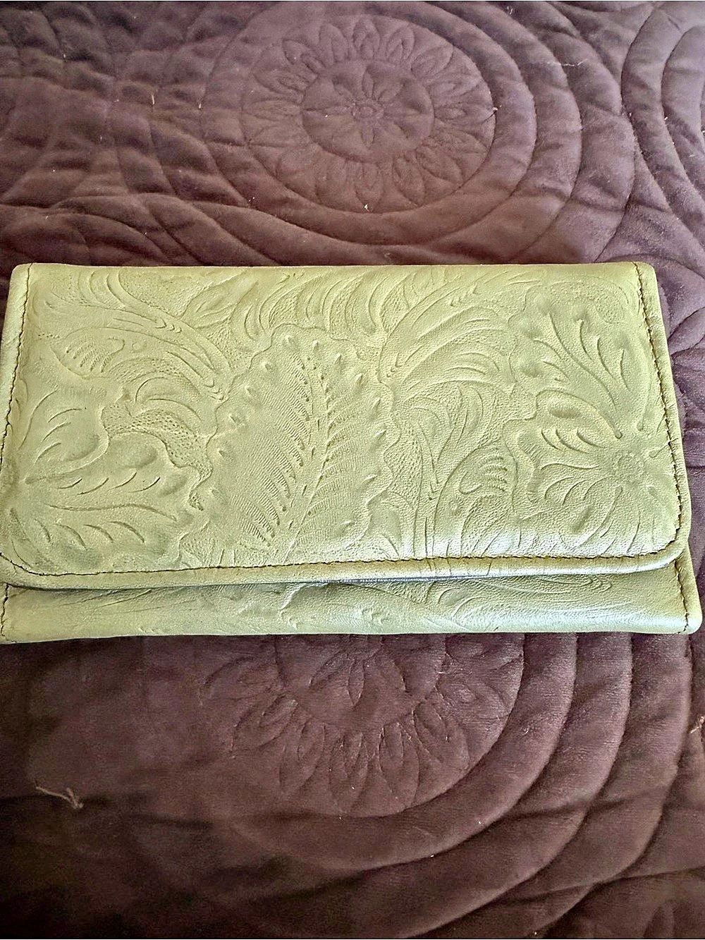 Wallet Embossed Green